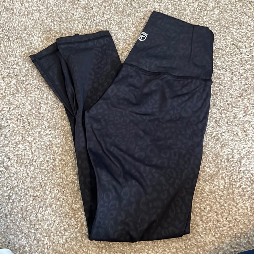 Born primitive leggings
